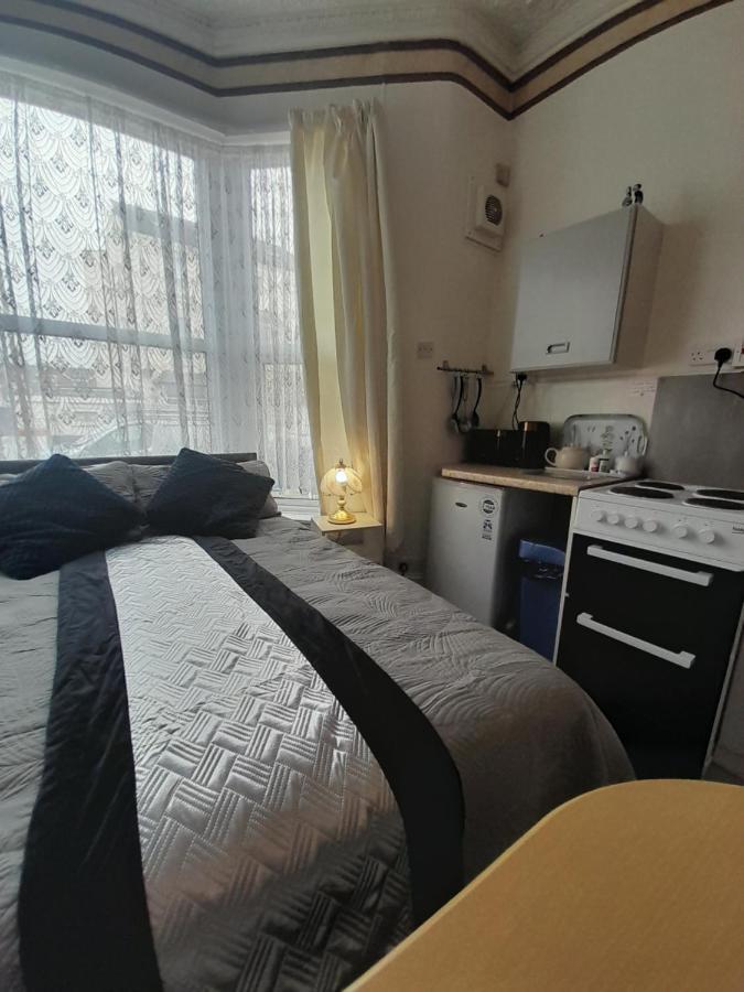 Nova Holiday Apartments Μπλάκπουλ Εξωτερικό φωτογραφία