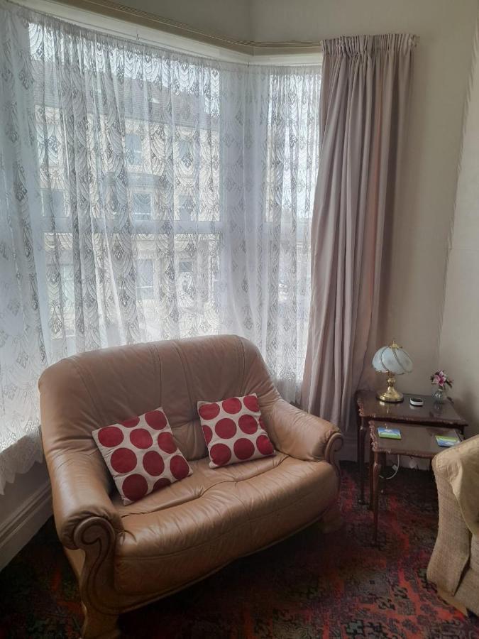 Nova Holiday Apartments Μπλάκπουλ Εξωτερικό φωτογραφία
